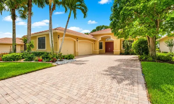 7747 Via Grande, Boynton Beach, FL 33437