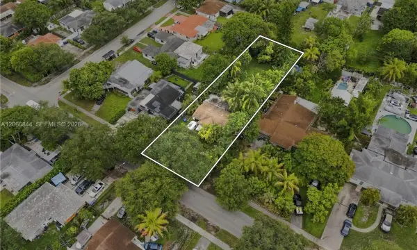 2541 Washington Street, Hollywood, FL 33020