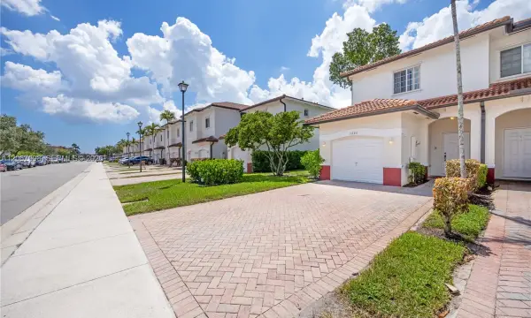 3680 NW 29th Court, Lauderdale Lakes, FL 33311