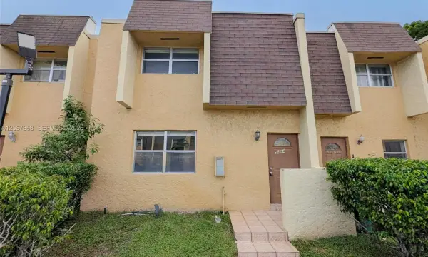 5664 Blueberry Court 15, Lauderhill, FL 33313