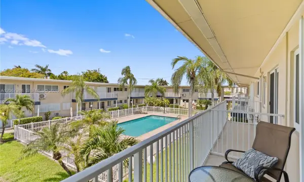 223 S Federal Highway 60, Dania Beach, FL 33004