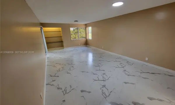 3301 Spanish Moss Terrace 404, Lauderhill, FL 33319