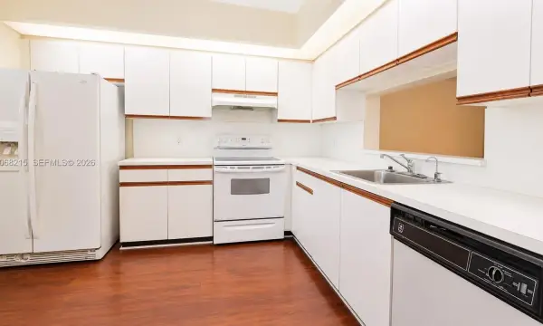 700 SW 128th Avenue 209c, Pembroke Pines, FL 33027
