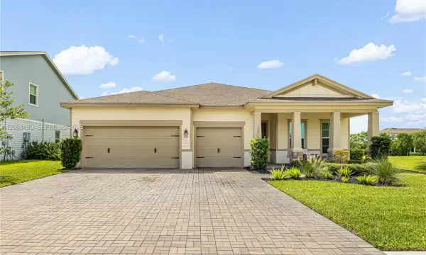 1085 Haywagon Trail, Loxahatchee, FL 33470