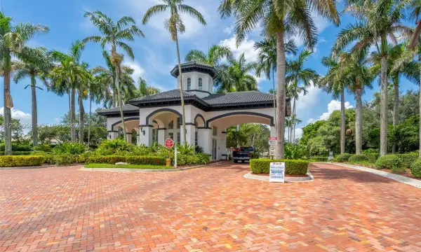 15747 SW 40th Street 213, Miramar, FL 33027