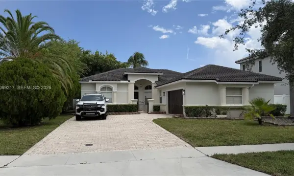 19089 NW 23rd Court, Pembroke Pines, FL 33029