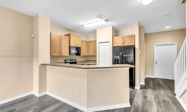 3530 NW 29th Court, Lauderdale Lakes, FL 33311