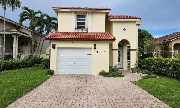 387 NW 107th Avenue, Pembroke Pines, FL 33026