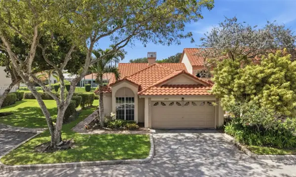 10852 Cypress Glen Drive, Coral Springs, FL 33071