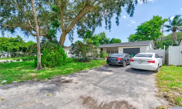 7636 Alhambra Boulevard, Miramar, FL 33023