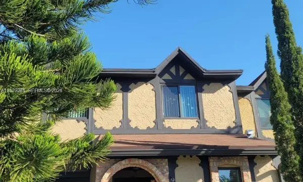 9335 NW 45th Street 9335, Sunrise, FL 33351