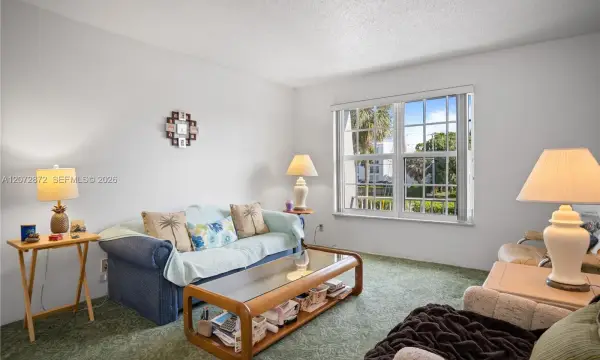 380 NW 69th Avenue 205, Plantation, FL 33317