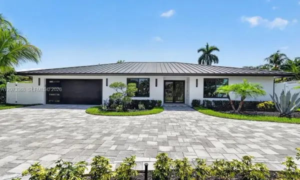 2802 SW 5th Street, Boynton Beach, FL 33435