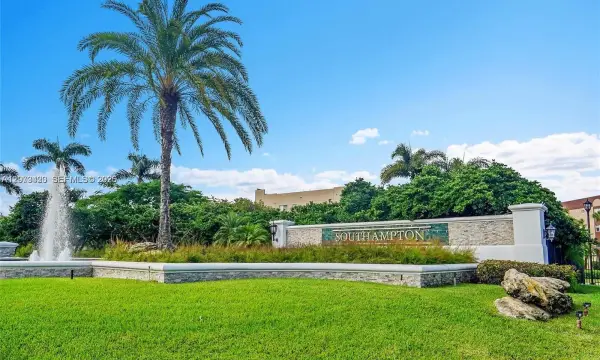 7739 Southampton Terrace 308, Tamarac, FL 33321