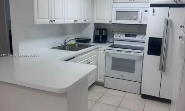 1913 S Ocean Drive 422, Hallandale Beach, FL 33009