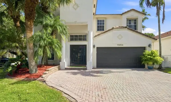 15854 SW 14th Court, Pembroke Pines, FL 33027