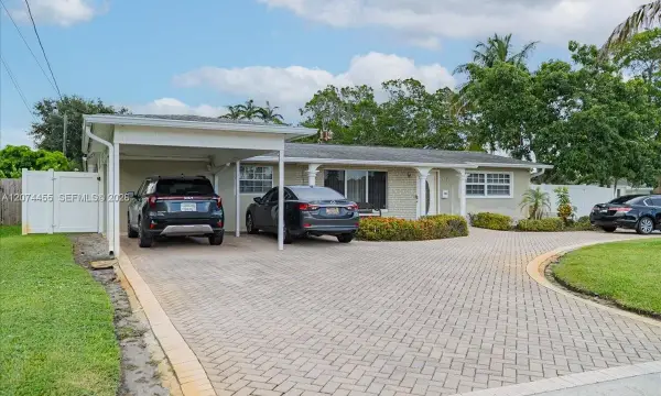 5561 SW 13th Street, Plantation, FL 33317