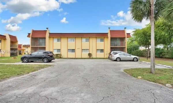 2960 NW 55th Avenue 2d, Lauderhill, FL 33313
