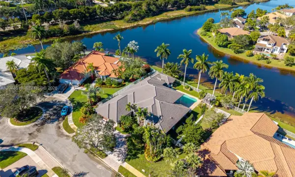 2950 Medinah, Weston, FL 33332