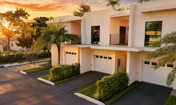 2511 Pierce Street 7, Hollywood, FL 33020