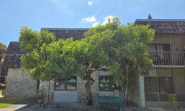 3105 Oakland Shores Drive J101, Oakland Park, FL 33309