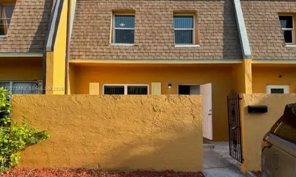 Address Withheld, Sunrise, FL 33313