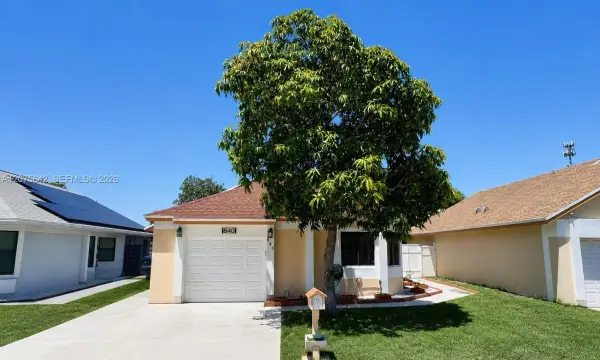 840 W Palm Run Drive, North Lauderdale, FL 33068