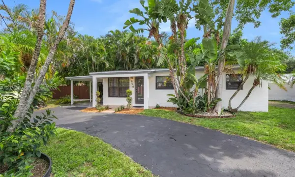 5741 Simms Street, Hollywood, FL 33021