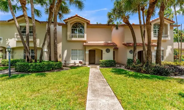 127 NW 108th Avenue 643l, Pembroke Pines, FL 33026