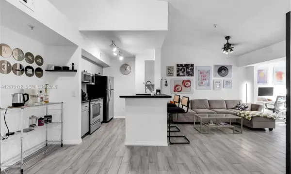 2457 Centergate Drive 306, Miramar, FL 33025