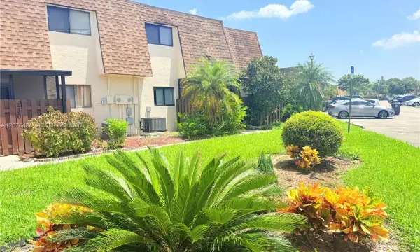 Address Withheld, North Lauderdale, FL 33068