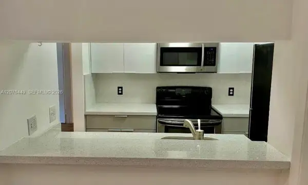 4421 W Mcnab Road 20, Pompano Beach, FL 33069