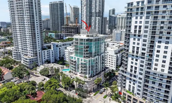 111 SE 8th Avenue 705, Fort Lauderdale, FL 33301