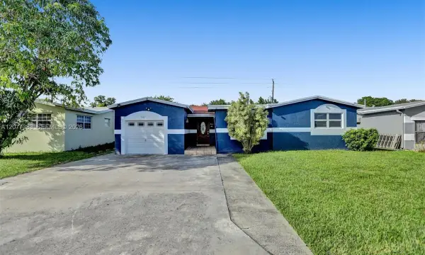 7221 Fairway Boulevard, Miramar, FL 33023