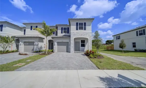 11881 NW 47th Manor, Coral Springs, FL 33076