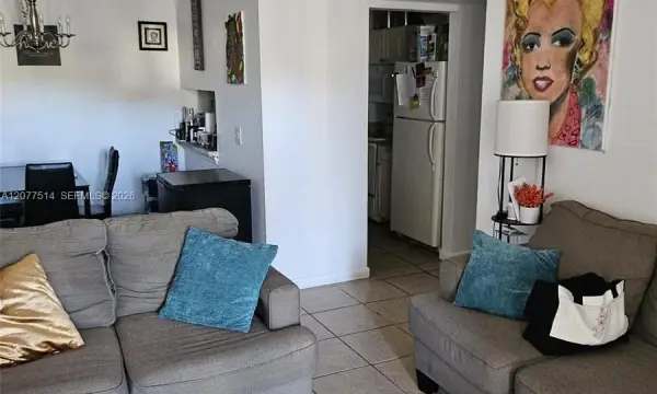 1838 Abbey Road 208, West Palm Beach, FL 33415