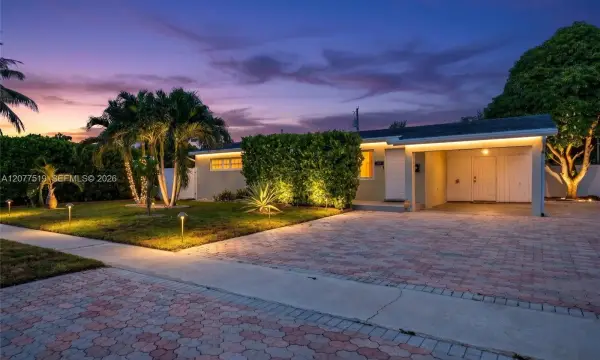 2061 SW 38th Avenue, Fort Lauderdale, FL 33312