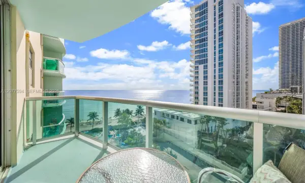 Address Withheld, Hollywood, FL 33019