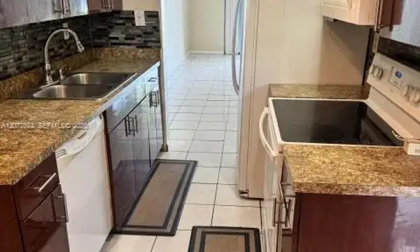 Address Withheld, Lauderdale Lakes, FL 33319
