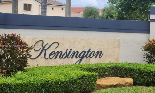 1055 NW 187th Avenue, Pembroke Pines, FL 33029