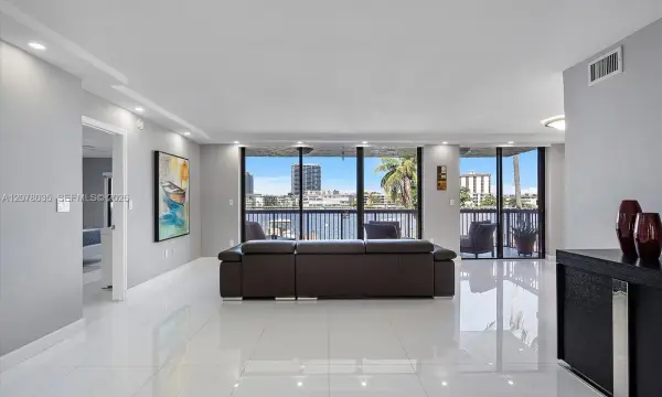 200 Golden Isles Drive 206, Hallandale Beach, FL 33009