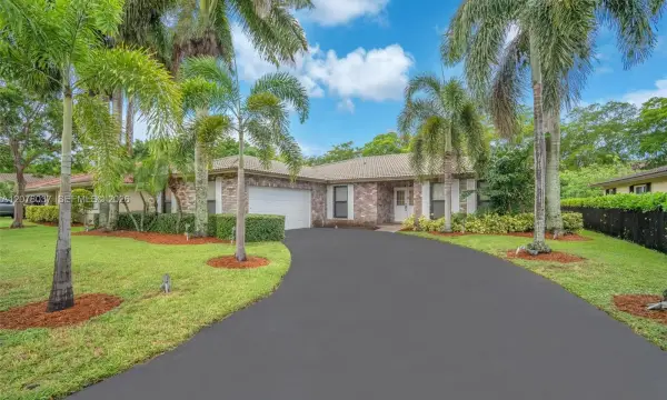2426 NW 118th Terrace, Coral Springs, FL 33065