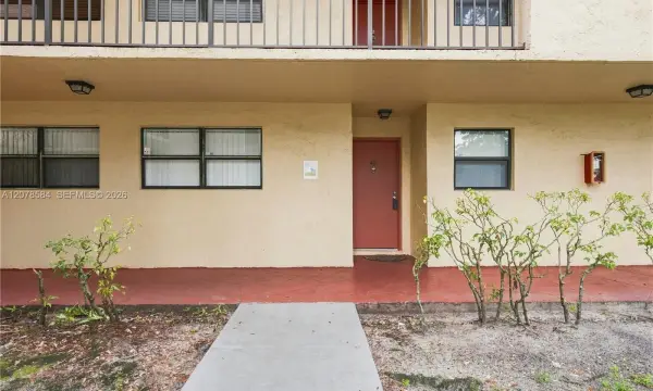 3199 Foxcroft Road 104, Miramar, FL 33025
