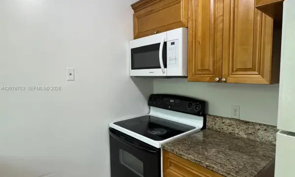 1746 N 3rd Avenue N 2, Lake Worth, FL 33460