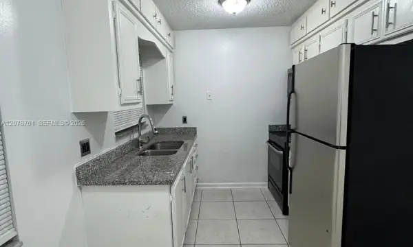1746 N 3rd Avenue N 10, Lake Worth, FL 33460
