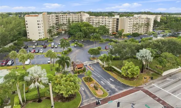 3940 Inverrary Boulevard 601-a, Lauderhill, FL 33319