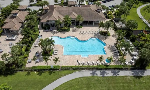 1240 Eucalyptus Drive 2, Hollywood, FL 33021