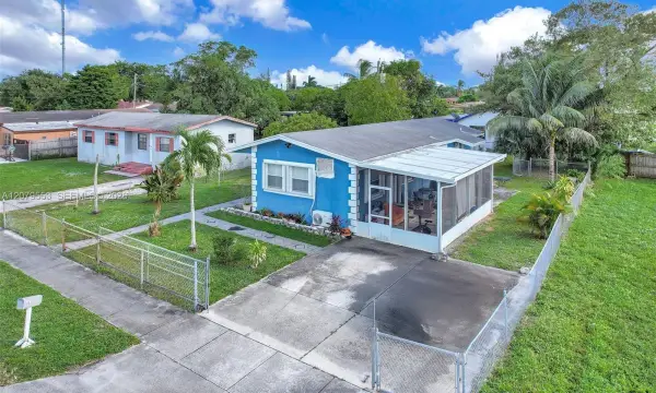 2760 NW 23rd Street, Fort Lauderdale, FL 33311