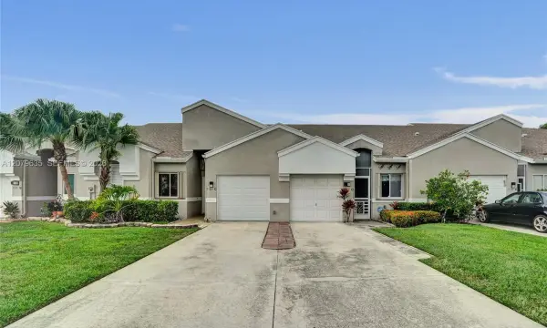 9130 Vineland Court D, Boca Raton, FL 33496