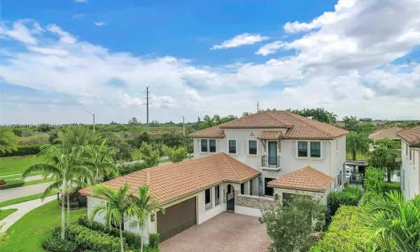8840 Waterview Terrace, Parkland, FL 33076